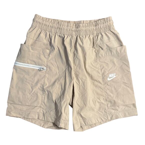 Nike Sportswear Modern Essentials Men’s Gym Short Beige Nylon Pockets Size Small - Picture 1 of 9